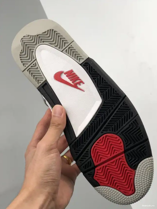 One Kick 840606-192 (nike) Cement Air White OG Jordan 4 0612